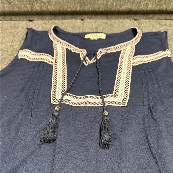 Style & Co. Navy Sleeveless Blouse with Embroidery - Picture 5 of 6
